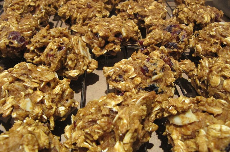 Oatmeal Cranberry Almond Cookies